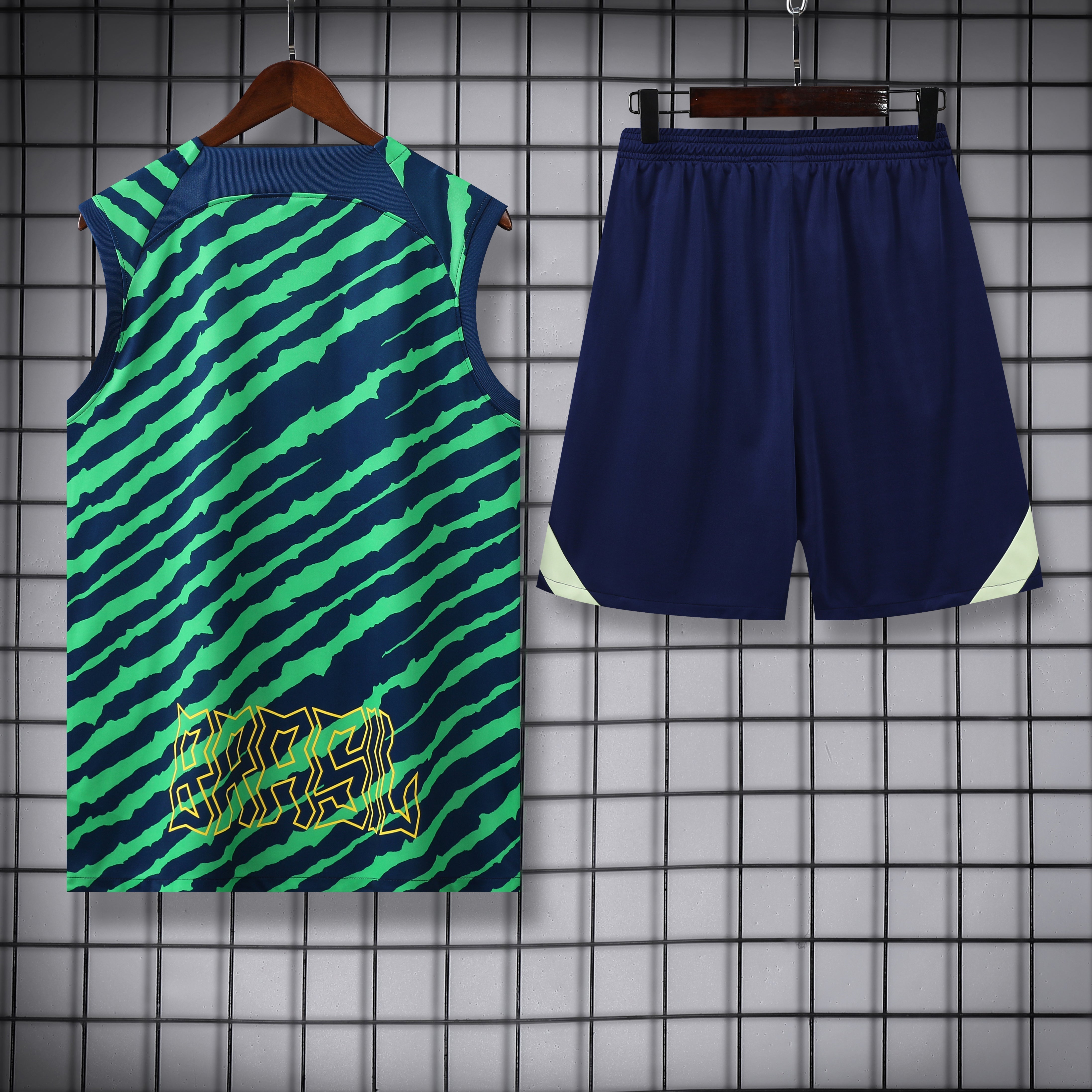 Kit Treino Brasil 22/23 Nike - Verde e Azul