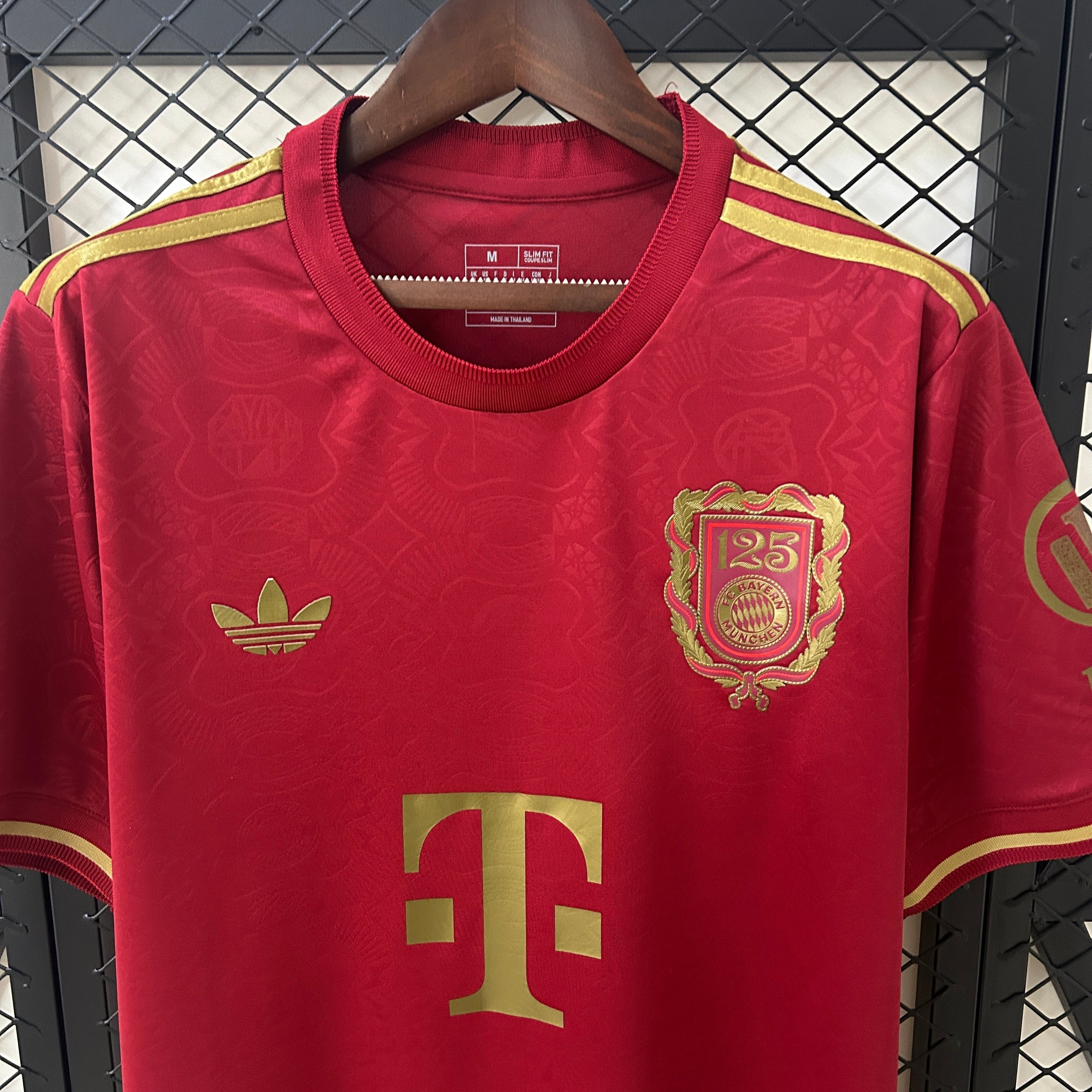 Camisa Bayern Munich 25/26 125th Anniversary