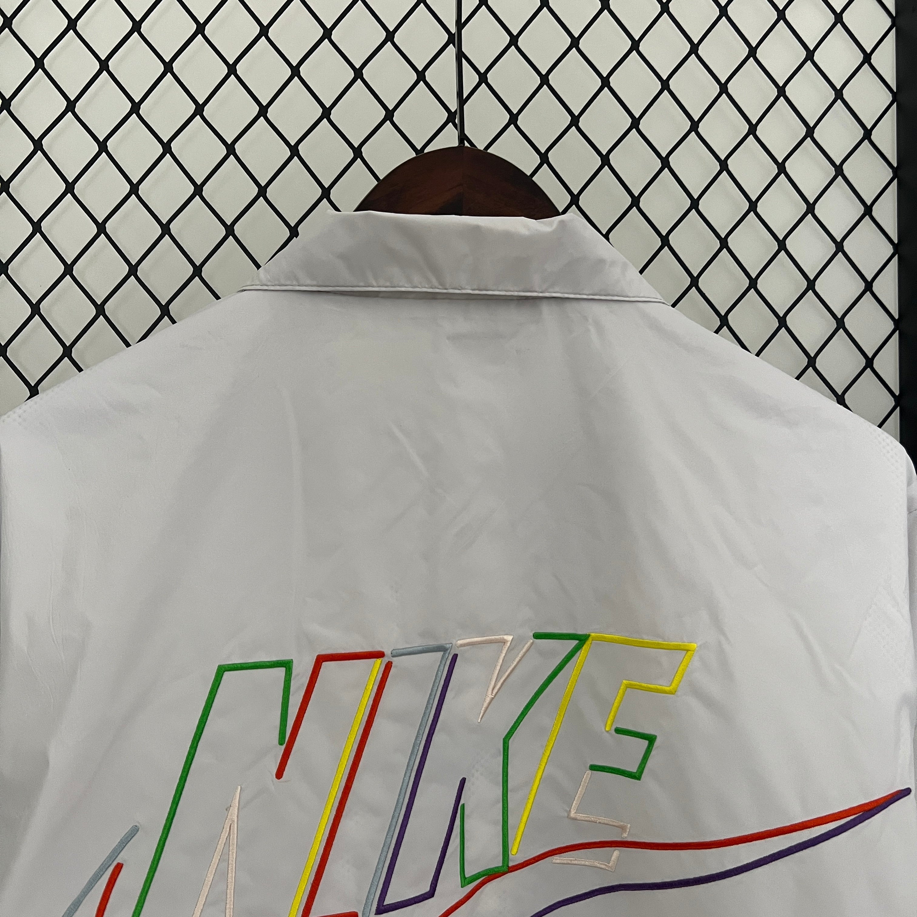 Corta Vento Nike Branca - 2024