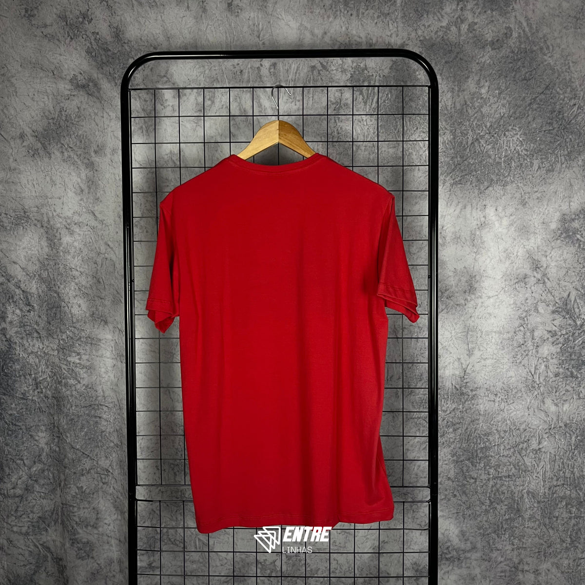 CAMISA ENTRE LINHAS