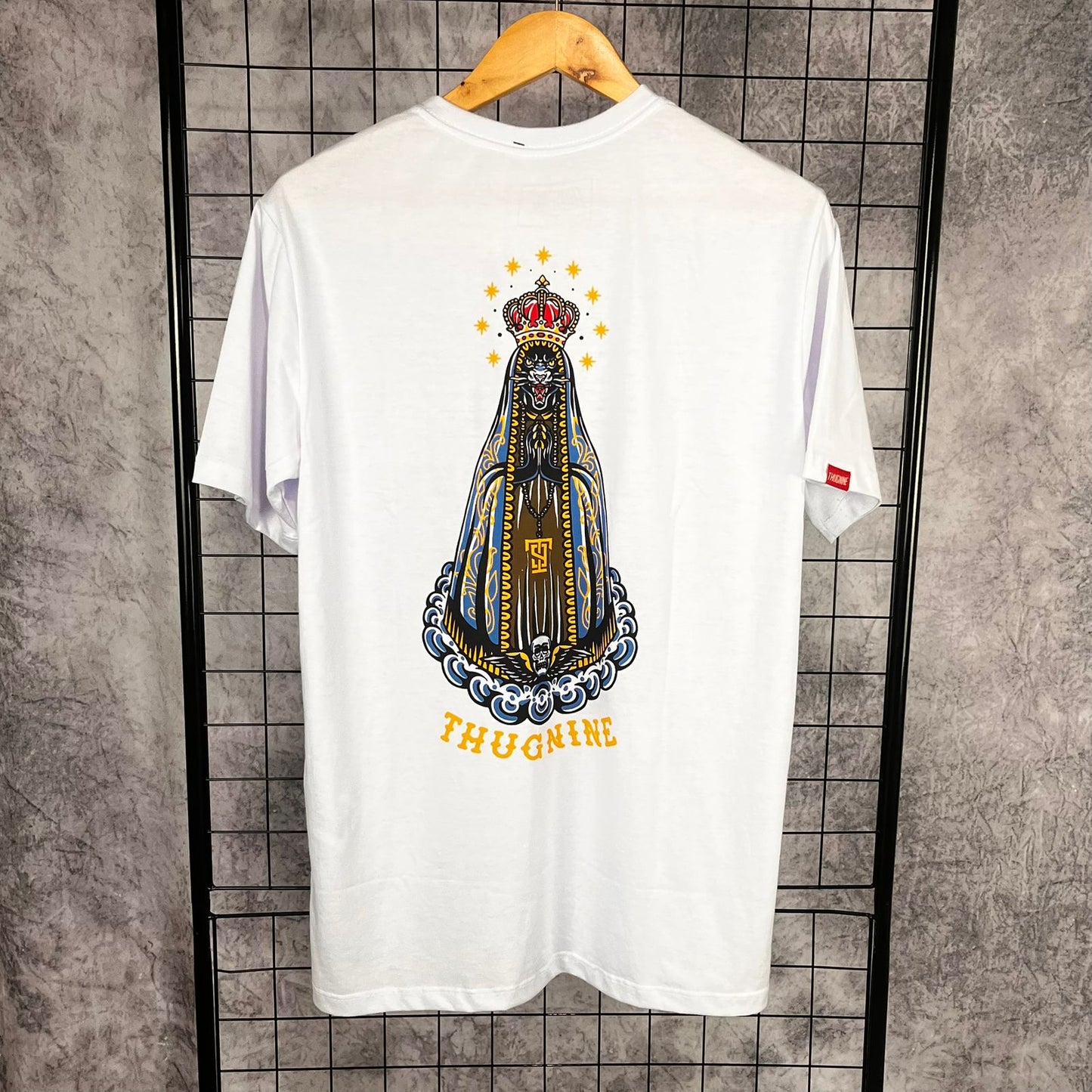 CAMISA ENTRE LINHAS