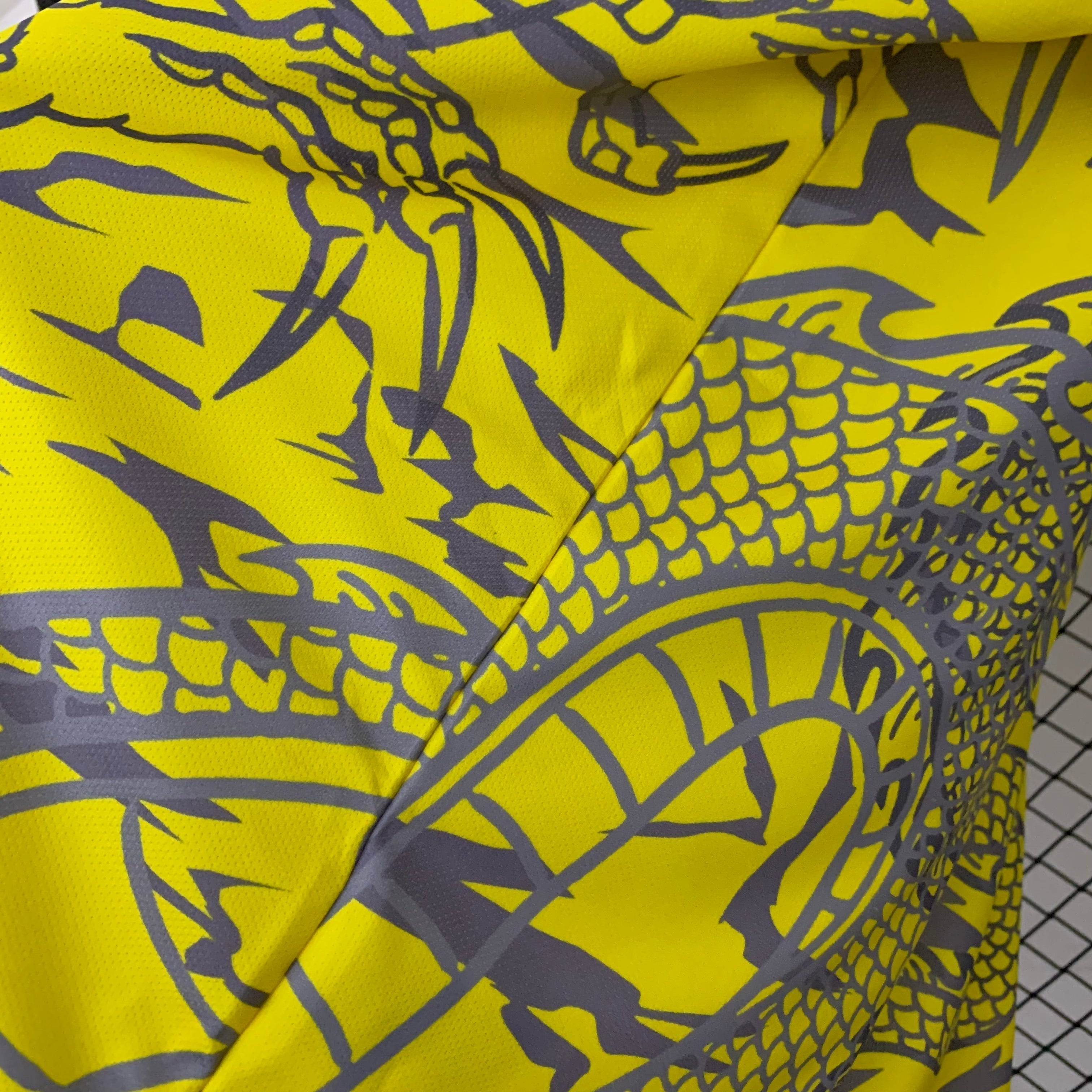 Camisa Real Madrid 25/26 Special Edition - Amarelo