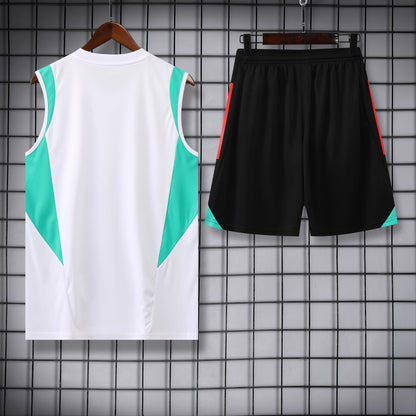 Kit Treino Manchester United 23/24 Adidas - Branco com Preto