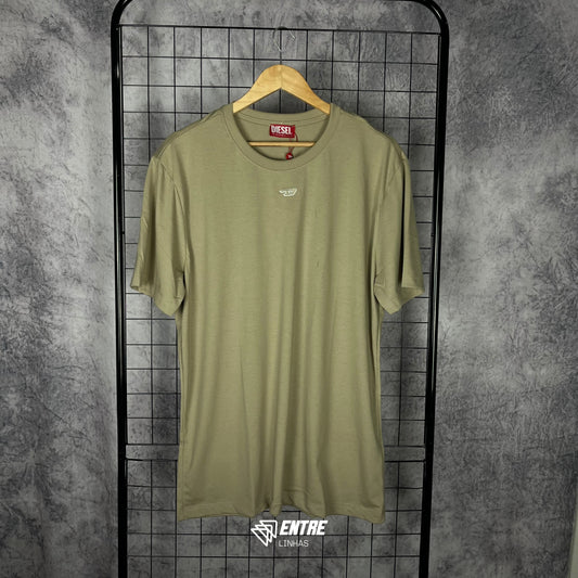 CAMISA ENTRE LINHAS