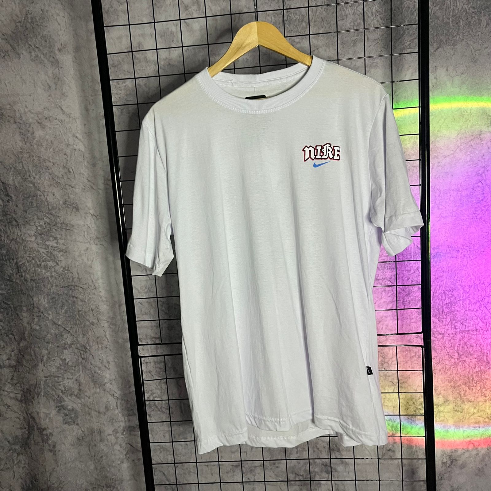 CAMISA ENTRE LINHAS
