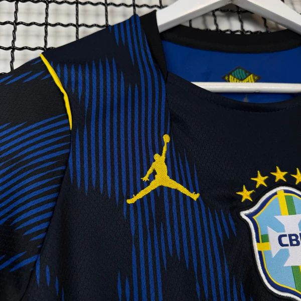 Camisa Futebol Brasil Copa do Mundo 26/27 ll Amarela Feminina